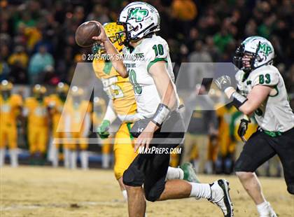 Thumbnail 3 in Richmond vs. Myers Park (NCHSAA 4AA 3rd Round Playoff) photogallery.