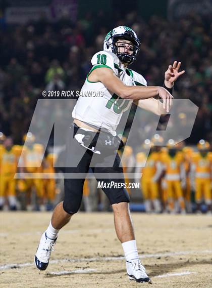 Thumbnail 3 in Richmond vs. Myers Park (NCHSAA 4AA 3rd Round Playoff) photogallery.
