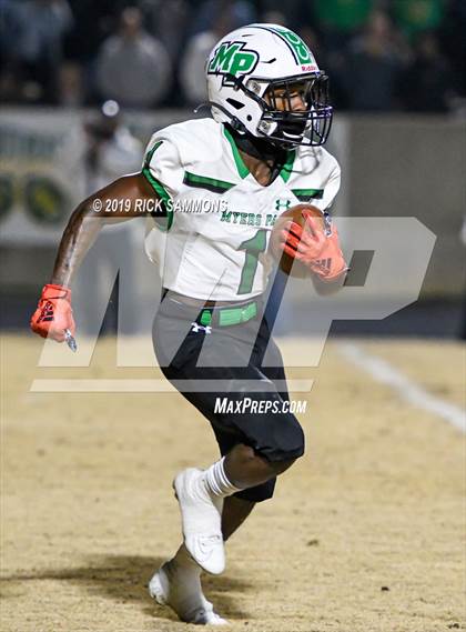 Thumbnail 2 in Richmond vs. Myers Park (NCHSAA 4AA 3rd Round Playoff) photogallery.