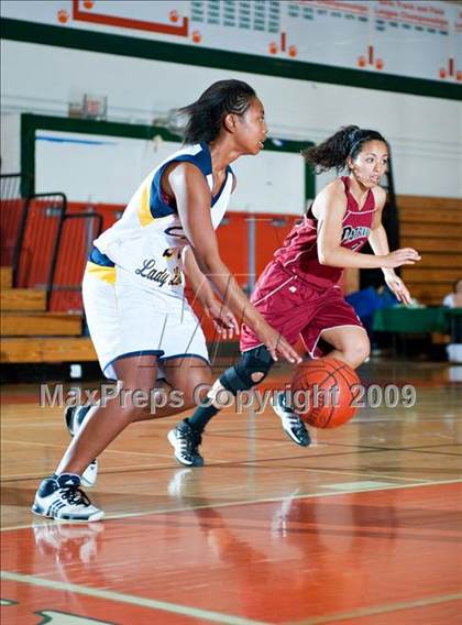 Thumbnail 1 in Carter vs. Patriot (Lady Bears Holiday Classic) photogallery.