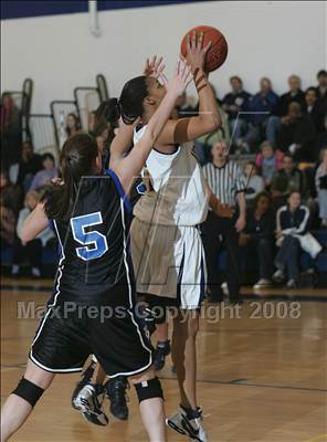 Thumbnail 3 in Notre Dame Catholic vs Bunnell (SWC Quarterfinals) photogallery.