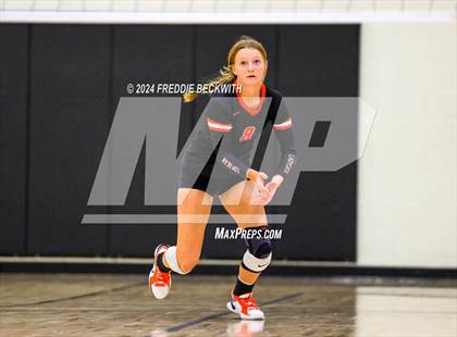 Thumbnail 1 in Anna vs. Tom Bean (Hwy 75 Volleyfest) photogallery.