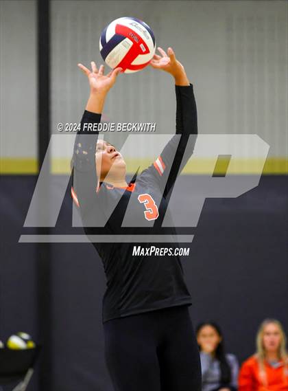 Thumbnail 2 in Anna vs. Tom Bean (Hwy 75 Volleyfest) photogallery.