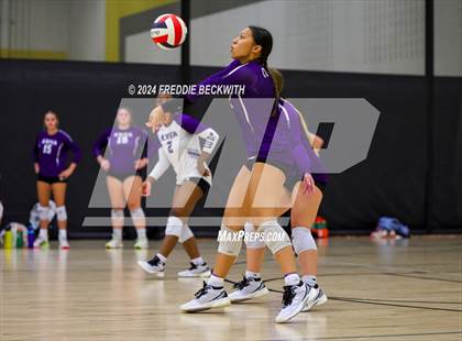 Thumbnail 1 in Anna vs. Tom Bean (Hwy 75 Volleyfest) photogallery.