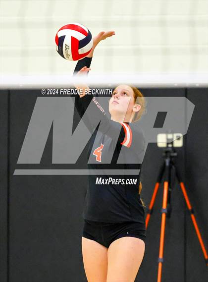 Thumbnail 2 in Anna vs. Tom Bean (Hwy 75 Volleyfest) photogallery.