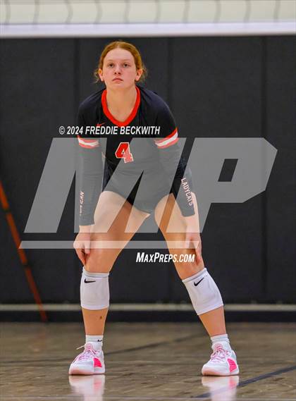 Thumbnail 1 in Anna vs. Tom Bean (Hwy 75 Volleyfest) photogallery.