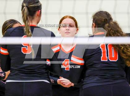 Thumbnail 1 in Anna vs. Tom Bean (Hwy 75 Volleyfest) photogallery.