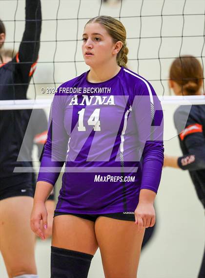 Thumbnail 1 in Anna vs. Tom Bean (Hwy 75 Volleyfest) photogallery.