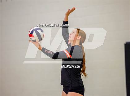 Thumbnail 2 in Anna vs. Tom Bean (Hwy 75 Volleyfest) photogallery.