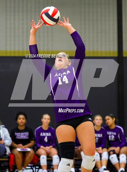 Thumbnail 3 in Anna vs. Tom Bean (Hwy 75 Volleyfest) photogallery.