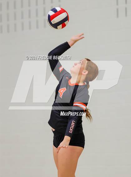 Thumbnail 2 in Anna vs. Tom Bean (Hwy 75 Volleyfest) photogallery.