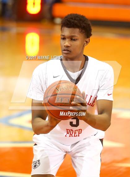 Thumbnail 3 in Word of God Christian Academy vs Orangeville Prep Canada (Marshall County Hoopfest) photogallery.