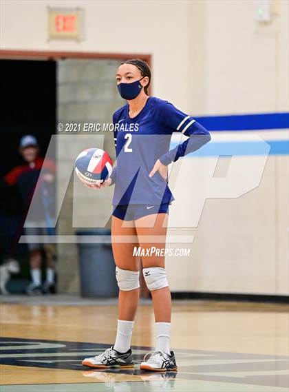 Thumbnail 2 in Otay Ranch vs Chino Hills (CIF State D3 Semifinal) photogallery.