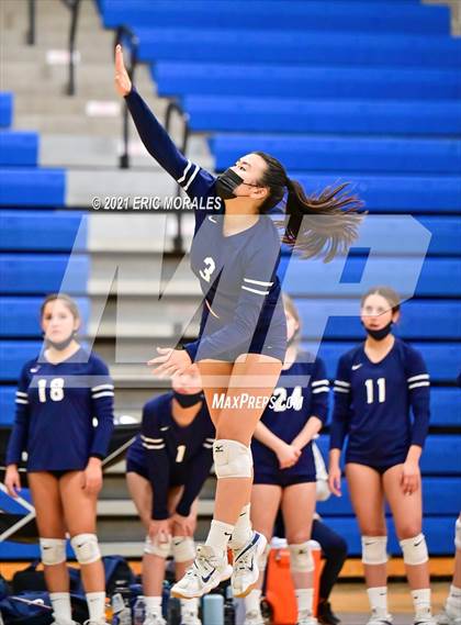 Thumbnail 1 in Otay Ranch vs Chino Hills (CIF State D3 Semifinal) photogallery.