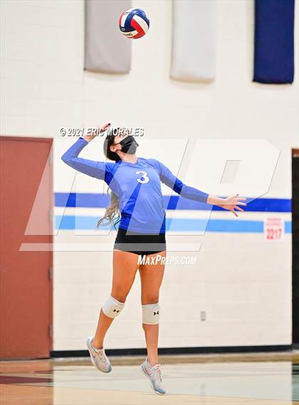 Thumbnail 2 in Otay Ranch vs Chino Hills (CIF State D3 Semifinal) photogallery.