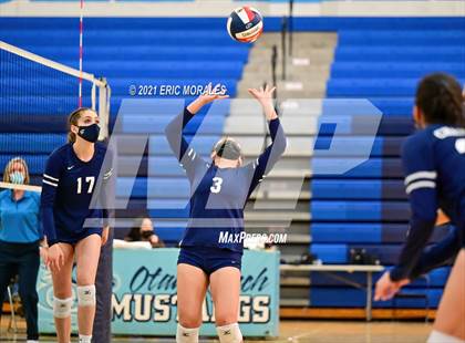 Thumbnail 2 in Otay Ranch vs Chino Hills (CIF State D3 Semifinal) photogallery.