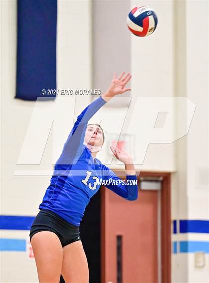 Thumbnail 2 in Otay Ranch vs Chino Hills (CIF State D3 Semifinal) photogallery.