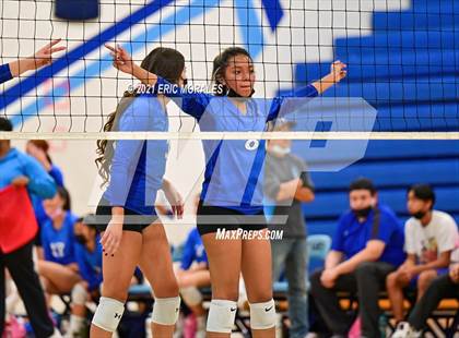 Thumbnail 2 in Otay Ranch vs Chino Hills (CIF State D3 Semifinal) photogallery.