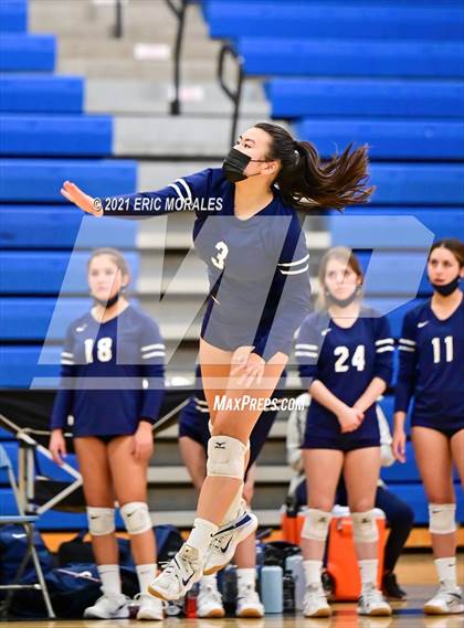 Thumbnail 2 in Otay Ranch vs Chino Hills (CIF State D3 Semifinal) photogallery.