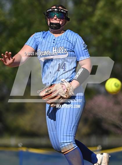 Thumbnail 3 in Peninsula vs. Dana Hills (Alan Dugard Classic) photogallery.
