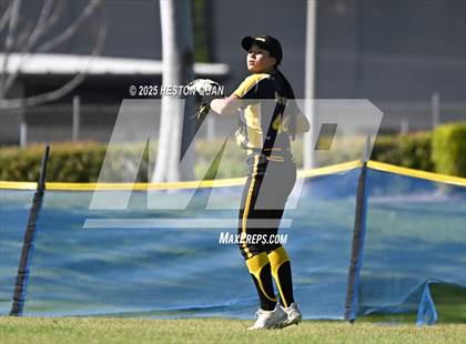 Thumbnail 2 in Peninsula vs. Dana Hills (Alan Dugard Classic) photogallery.