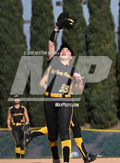 Thumbnail 3 in Peninsula vs. Dana Hills (Alan Dugard Classic) photogallery.