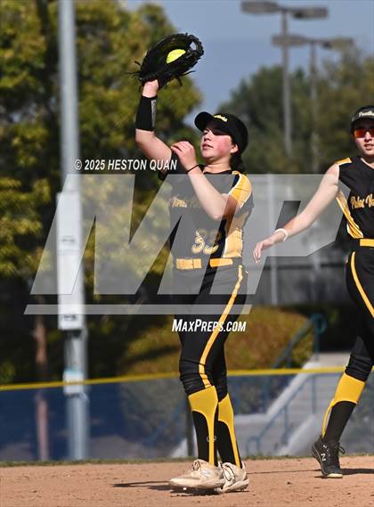 Thumbnail 2 in Peninsula vs. Dana Hills (Alan Dugard Classic) photogallery.