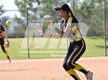 Thumbnail 3 in Peninsula vs. Dana Hills (Alan Dugard Classic) photogallery.