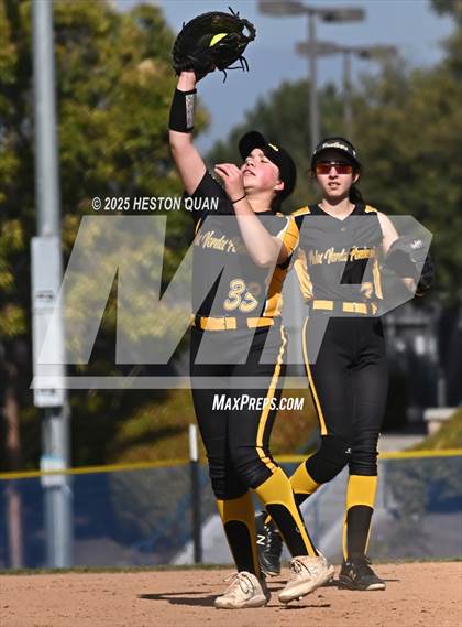 Thumbnail 1 in Peninsula vs. Dana Hills (Alan Dugard Classic) photogallery.