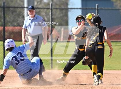 Thumbnail 1 in Peninsula vs. Dana Hills (Alan Dugard Classic) photogallery.