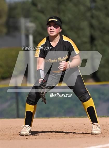 Thumbnail 3 in Peninsula vs. Dana Hills (Alan Dugard Classic) photogallery.