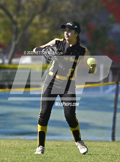 Thumbnail 2 in Peninsula vs. Dana Hills (Alan Dugard Classic) photogallery.