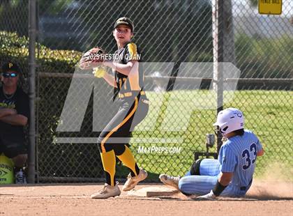 Thumbnail 3 in Peninsula vs. Dana Hills (Alan Dugard Classic) photogallery.
