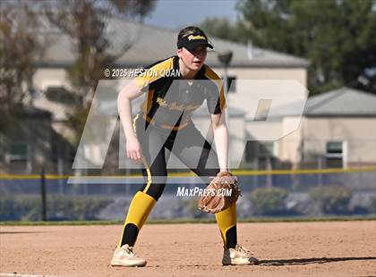Thumbnail 1 in Peninsula vs. Dana Hills (Alan Dugard Classic) photogallery.