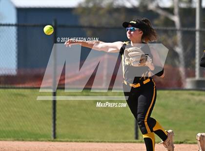 Thumbnail 2 in Peninsula vs. Dana Hills (Alan Dugard Classic) photogallery.