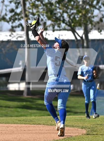 Thumbnail 2 in Peninsula vs. Dana Hills (Alan Dugard Classic) photogallery.