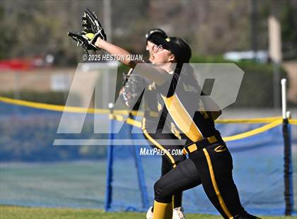 Thumbnail 1 in Peninsula vs. Dana Hills (Alan Dugard Classic) photogallery.
