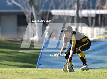 Thumbnail 1 in Peninsula vs. Dana Hills (Alan Dugard Classic) photogallery.