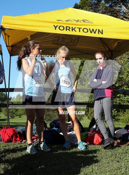 Thumbnail 1 in Monroe Parker Invitational photogallery.