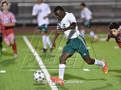 Thumbnail 1 in Lee [Robert E.] vs Holmes (Gustafson Stadium) photogallery.