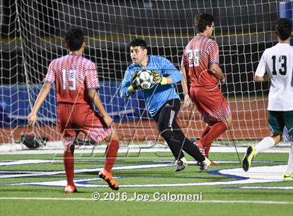 Thumbnail 2 in Lee [Robert E.] vs Holmes (Gustafson Stadium) photogallery.