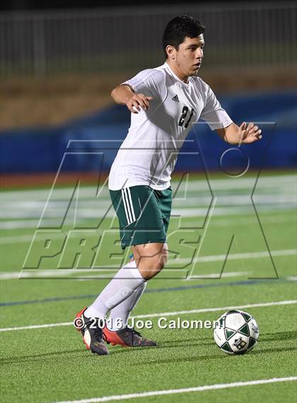 Thumbnail 3 in Lee [Robert E.] vs Holmes (Gustafson Stadium) photogallery.