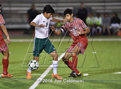 Thumbnail 2 in Lee [Robert E.] vs Holmes (Gustafson Stadium) photogallery.