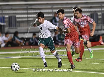 Thumbnail 2 in Lee [Robert E.] vs Holmes (Gustafson Stadium) photogallery.