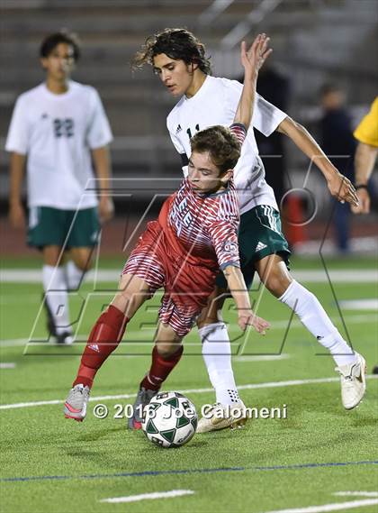 Thumbnail 1 in Lee [Robert E.] vs Holmes (Gustafson Stadium) photogallery.