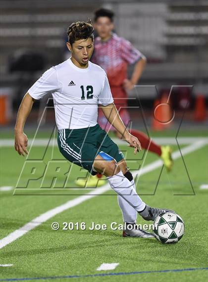 Thumbnail 3 in Lee [Robert E.] vs Holmes (Gustafson Stadium) photogallery.