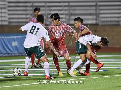 Thumbnail 3 in Lee [Robert E.] vs Holmes (Gustafson Stadium) photogallery.