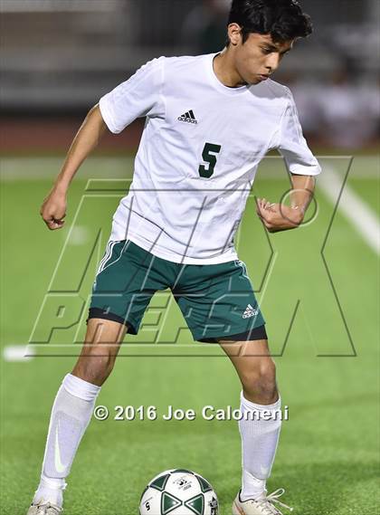 Thumbnail 1 in Lee [Robert E.] vs Holmes (Gustafson Stadium) photogallery.