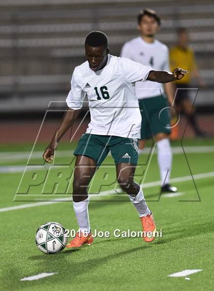 Thumbnail 2 in Lee [Robert E.] vs Holmes (Gustafson Stadium) photogallery.