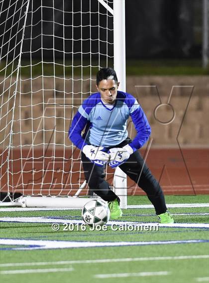 Thumbnail 1 in Lee [Robert E.] vs Holmes (Gustafson Stadium) photogallery.